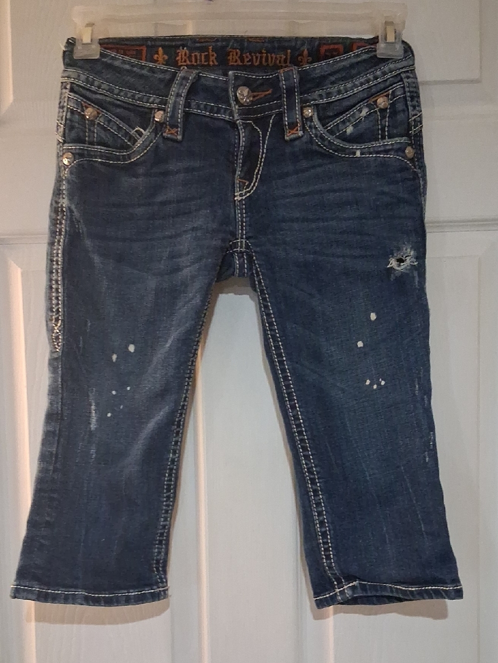 NWOT Womens Rock Revival Dark Blue Distressed Cropped Jean Shorts Sz. 27